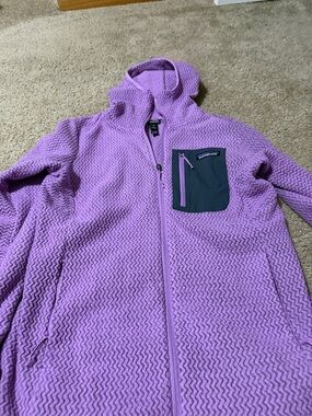 Patagonia Lavender Hooded Fleece with Contrast Chest Pocket